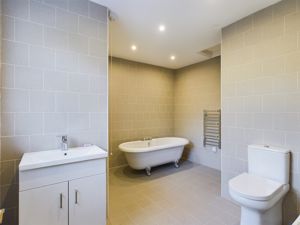 En-suite bathroom- click for photo gallery
